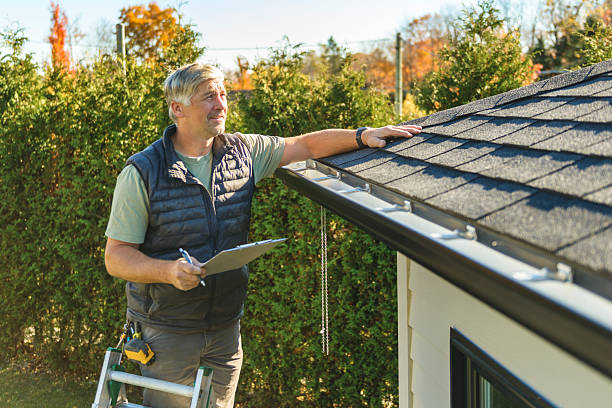 Professional Roofing technician working in Patton, CA